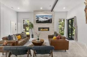 9005B - Luxury Two Bedroom Den home